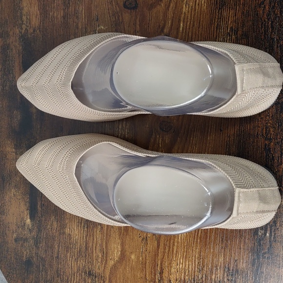 Point Toe Knit Ballet Flats - Picture 6 of 9